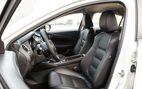 Mazda 6, 2018 год, 1 705 000 рублей, 11 фотография