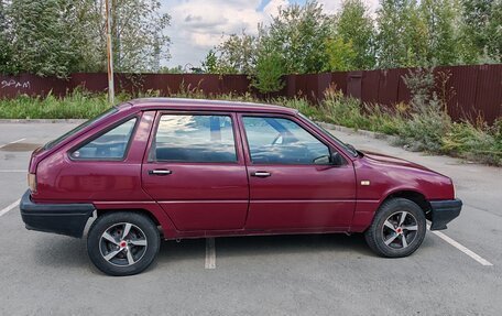 ИЖ 2126 «Ода», 2003 год, 155 000 рублей, 3 фотография