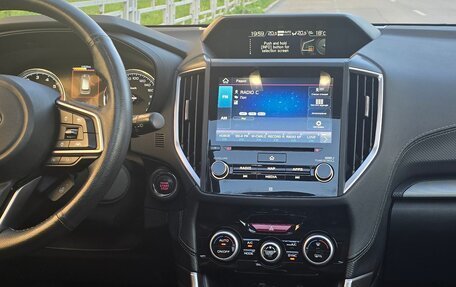 Subaru Forester, 2019 год, 3 000 000 рублей, 4 фотография