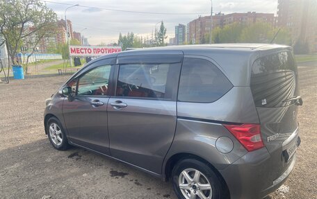 Honda Freed I, 2010 год, 810 000 рублей, 2 фотография