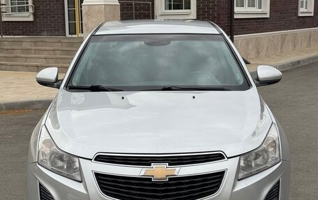 Chevrolet Cruze II, 2013 год, 680 000 рублей, 2 фотография