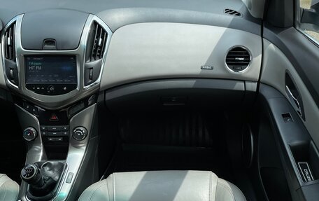 Chevrolet Cruze II, 2013 год, 680 000 рублей, 22 фотография