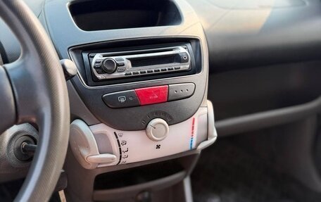 Peugeot 107 I рестайлинг, 2007 год, 240 000 рублей, 11 фотография