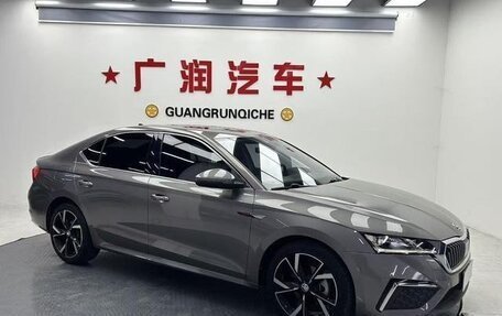 Skoda Octavia IV, 2023 год, 2 250 000 рублей, 10 фотография