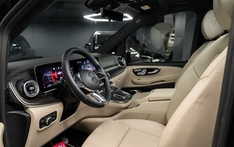 Mercedes-Benz V-Класс, 2024 год, 9 900 000 рублей, 8 фотография