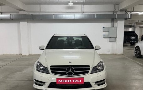 Mercedes-Benz C-Класс, 2011 год, 1 700 000 рублей, 2 фотография