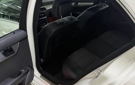 Mercedes-Benz C-Класс, 2011 год, 1 700 000 рублей, 11 фотография