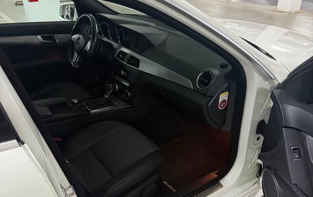 Mercedes-Benz C-Класс, 2011 год, 1 700 000 рублей, 15 фотография