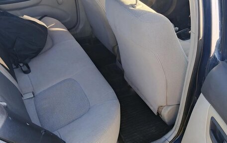 KIA Cerato I, 2005 год, 200 000 рублей, 10 фотография