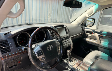 Toyota Land Cruiser 200, 2008 год, 2 245 000 рублей, 11 фотография
