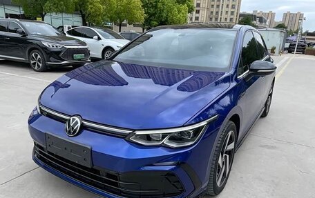 Volkswagen Golf VIII, 2023 год, 1 530 111 рублей, 3 фотография
