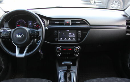 KIA Rio IV, 2019 год, 1 387 000 рублей, 7 фотография