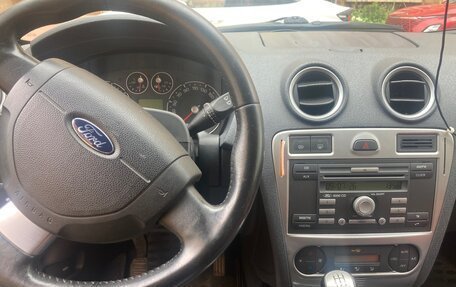 Ford Fusion I, 2010 год, 650 000 рублей, 10 фотография