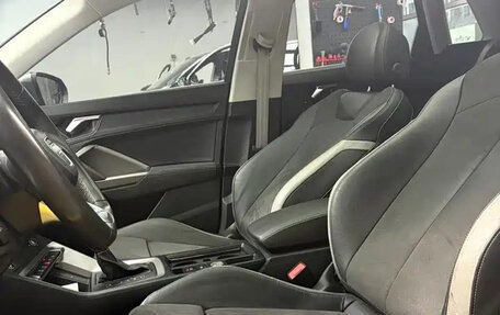 Audi Q3, 2022 год, 2 530 000 рублей, 15 фотография