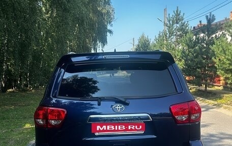 Toyota Sequoia II рестайлинг, 2012 год, 5 700 000 рублей, 3 фотография