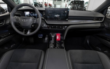 Toyota Camry, 2026 год, 4 490 000 рублей, 8 фотография