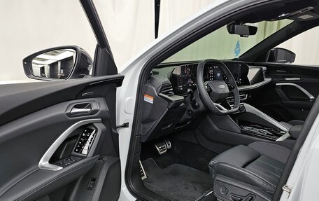 Audi Q5, 2025 год, 7 950 000 рублей, 16 фотография