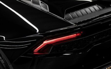 Lamborghini Huracán, 2015 год, 18 500 000 рублей, 12 фотография
