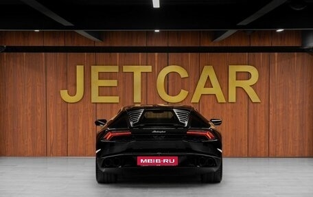 Lamborghini Huracán, 2015 год, 18 500 000 рублей, 10 фотография