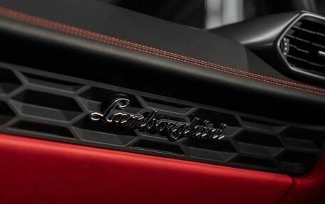 Lamborghini Huracán, 2015 год, 18 500 000 рублей, 23 фотография