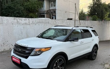 Ford Explorer VI, 2015 год, 1 980 000 рублей, 1 фотография