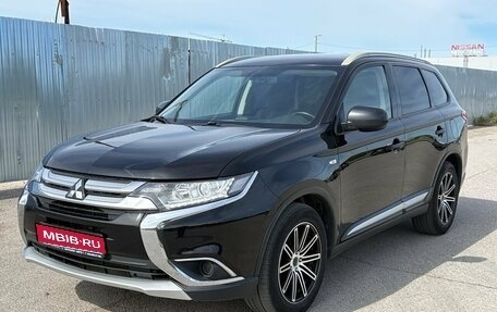 Mitsubishi Outlander III рестайлинг 3, 2017 год, 1 650 000 рублей, 1 фотография