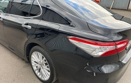 Toyota Camry, 2018 год, 2 700 000 рублей, 6 фотография