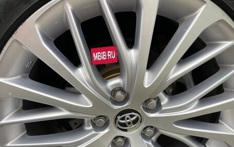 Toyota Camry, 2018 год, 2 700 000 рублей, 13 фотография