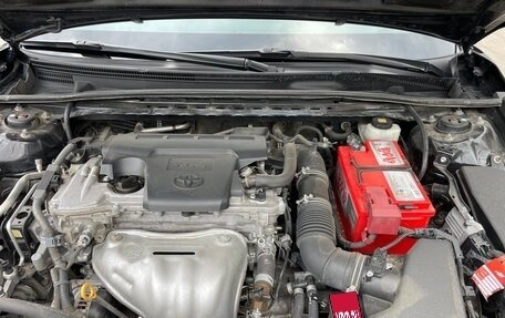 Toyota Camry, 2018 год, 2 700 000 рублей, 9 фотография