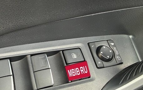 Toyota RAV4, 2021 год, 4 250 000 рублей, 23 фотография