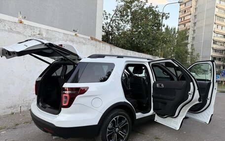 Ford Explorer VI, 2015 год, 1 980 000 рублей, 8 фотография