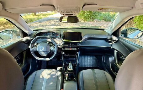 Peugeot 2008 II, 2021 год, 1 690 000 рублей, 24 фотография