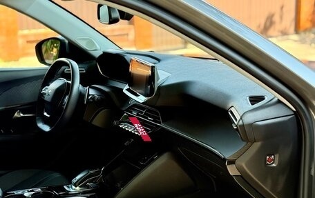 Peugeot 2008 II, 2021 год, 1 690 000 рублей, 17 фотография