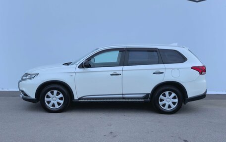 Mitsubishi Outlander III рестайлинг 3, 2017 год, 1 520 000 рублей, 3 фотография