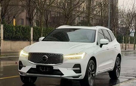 Volvo XC60 II, 2025 год, 5 300 026 рублей, 3 фотография