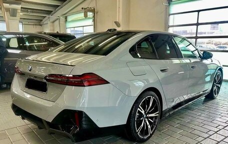 BMW 5 серия, 2025 год, 12 689 000 рублей, 2 фотография