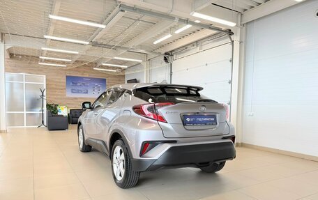 Toyota C-HR I рестайлинг, 2018 год, 1 949 900 рублей, 4 фотография
