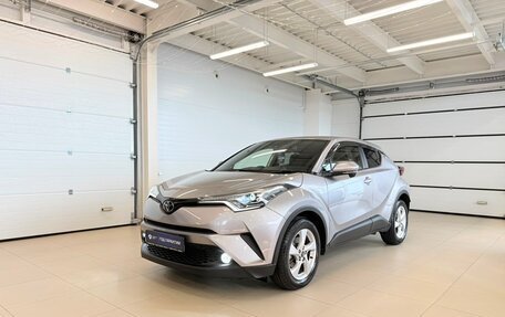 Toyota C-HR I рестайлинг, 2018 год, 1 949 900 рублей, 2 фотография