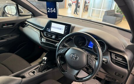 Toyota C-HR I рестайлинг, 2018 год, 1 949 900 рублей, 11 фотография