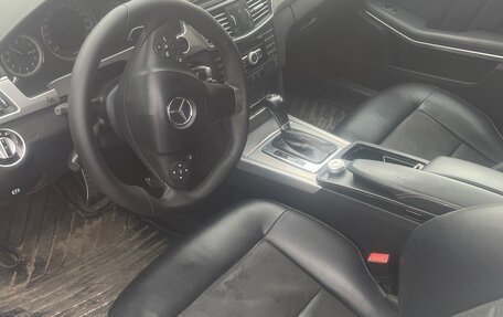 Mercedes-Benz E-Класс, 2011 год, 1 250 000 рублей, 7 фотография
