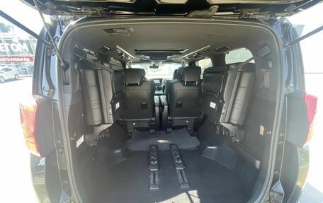 Toyota Alphard III, 2018 год, 3 900 000 рублей, 22 фотография