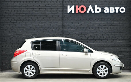 Nissan Tiida, 2010 год, 800 000 рублей, 7 фотография
