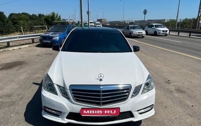 Mercedes-Benz E-Класс, 2012 год, 2 200 000 рублей, 1 фотография