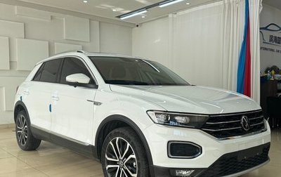 Volkswagen T-Roc I, 2021 год, 1 707 000 рублей, 1 фотография