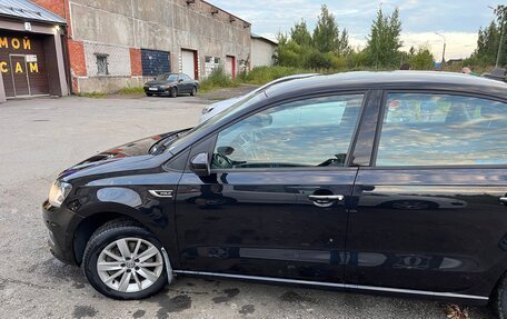 Volkswagen Polo VI (EU Market), 2017 год, 1 400 000 рублей, 8 фотография