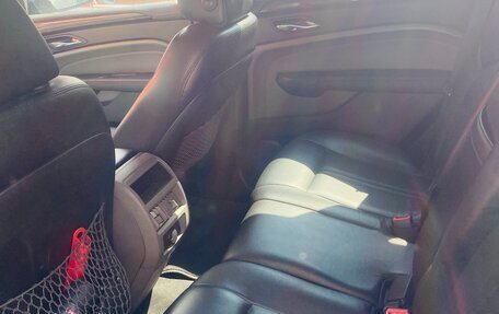 Cadillac SRX II рестайлинг, 2011 год, 990 000 рублей, 3 фотография