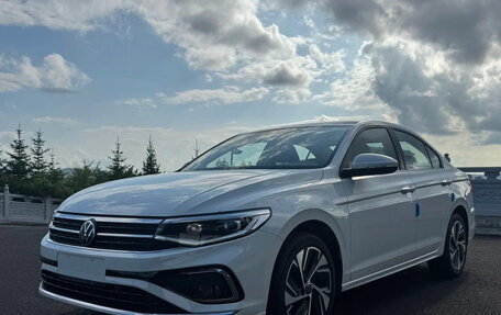 Volkswagen Bora, 2023 год, 1 305 000 рублей, 2 фотография