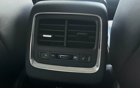 Geely Atlas, 2023 год, 1 799 000 рублей, 15 фотография