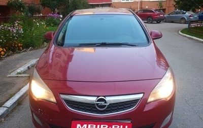 Opel Astra J, 2011 год, 550 000 рублей, 1 фотография