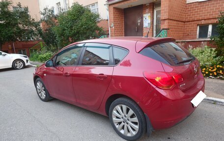 Opel Astra J, 2011 год, 550 000 рублей, 7 фотография